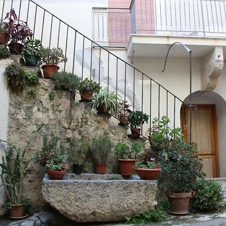 Di Fronte Al Museo Apartment Cefalu Ngoại thất bức ảnh